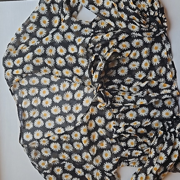 Zara Black White Daisy Floral Boho Peasant Top L - Picture 4 of 9